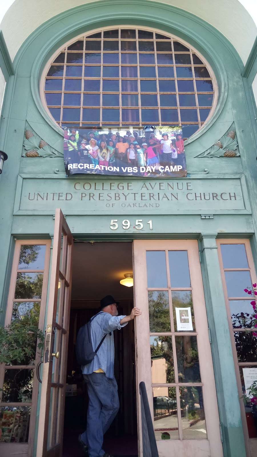 College Avenue Presbyterian | 5951 College Ave, Oakland, CA 94618 | Phone: (510) 658-3665