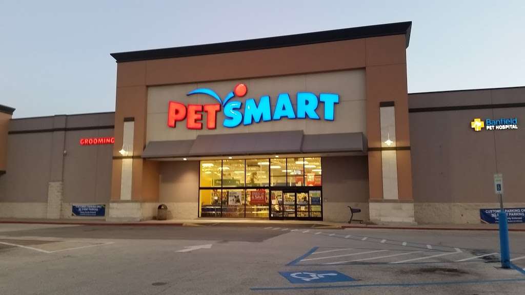 PetSmart | 8230 Kirby Dr, Houston, TX 77054, USA | Phone: (713) 662-2553