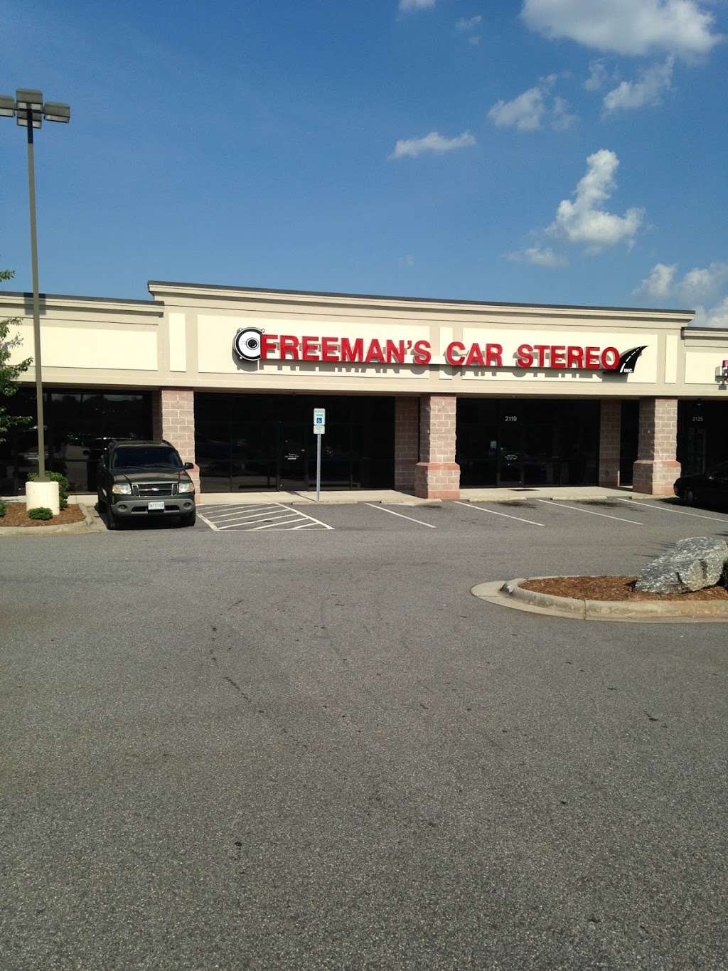 Freemans Car Stereo | 2119 Catawba Valley Blvd SE, Hickory, NC 28602, USA | Phone: (828) 328-8556