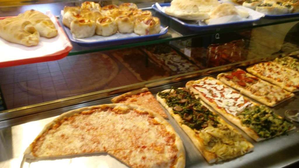 La Strada Pizza and Pasta | 278 N Brewster Rd, Brewster, NY 10509 | Phone: (845) 279-1922