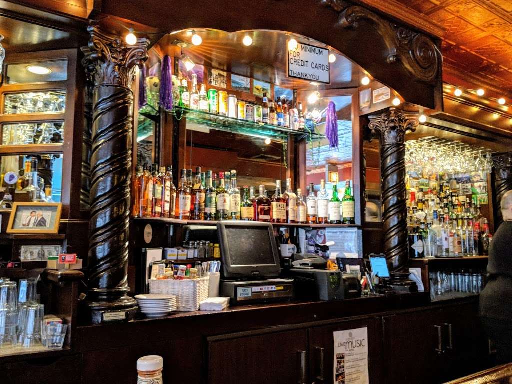 Celtic Knot Public House | 626 Church St, Evanston, IL 60201, USA | Phone: (847) 864-1679