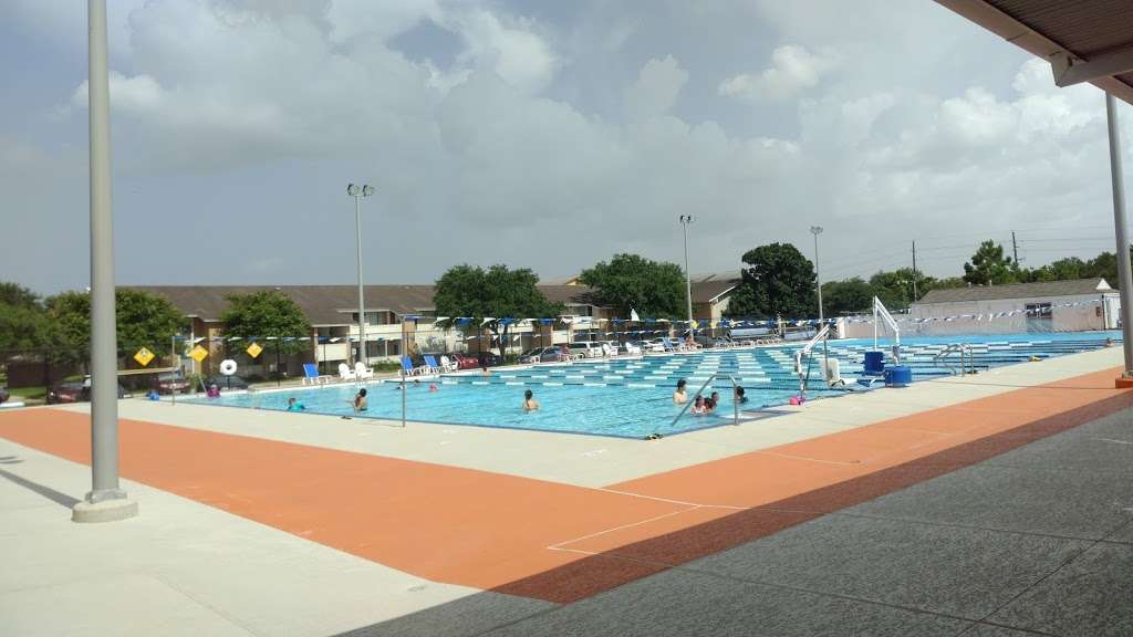 UTHealth Recreation Center | 1832 West Rd, Houston, TX 77054, USA | Phone: (713) 500-8420