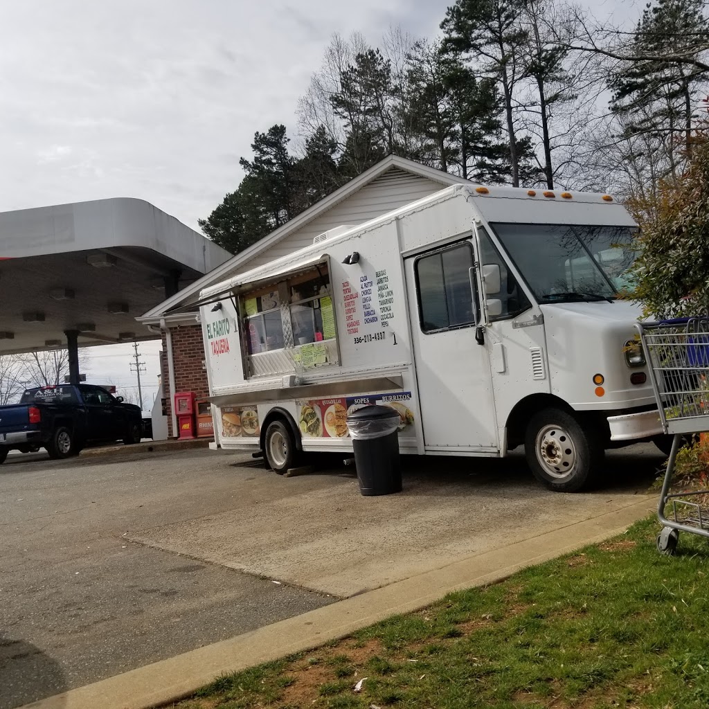 Taqueria el farito food truck | 6305 Burlington Rd, Whitsett, NC 27377, USA | Phone: (336) 213-4337