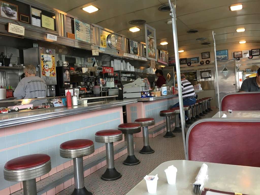 Miss Oxford Diner | 233 S 3rd St, Oxford, PA 19363, USA | Phone: (610) 932-2653