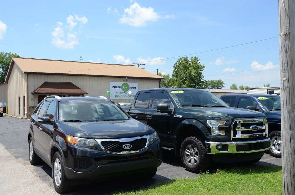 Green Light Auto | 770 Jonesville Rd suite c, Columbus, IN 47201, USA | Phone: (812) 552-5114