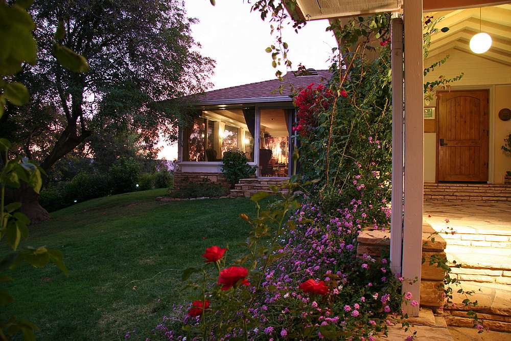 Ojai Retreat & Inn | 160 Besant Rd, Ojai, CA 93023, USA | Phone: (805) 646-2536