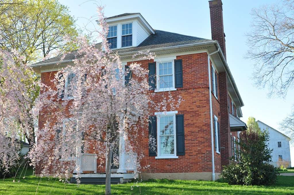 Cherry Blossom Bed & Breakfast | 2576 Old Philadelphia Pike, Bird in Hand, PA 17505 | Phone: (717) 397-2111