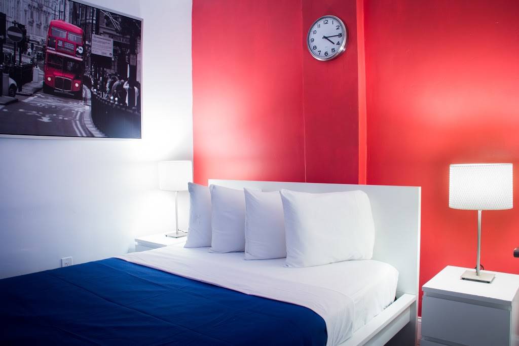 Miami Beach International Hostel | 1051 Collins Ave, Miami Beach, FL 33139, USA | Phone: (305) 534-0268