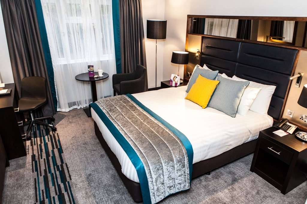 Crowne Plaza Felbridge - Gatwick | London Rd, East Grinstead RH19 2BH, UK | Phone: 01342 337700