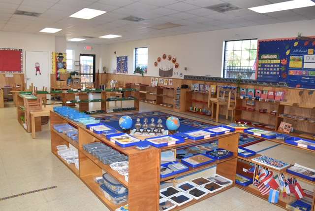 Growing Scholars Montessori | 8821 Bridge Park Dr, Houston, TX 77064 | Phone: (281) 807-3330