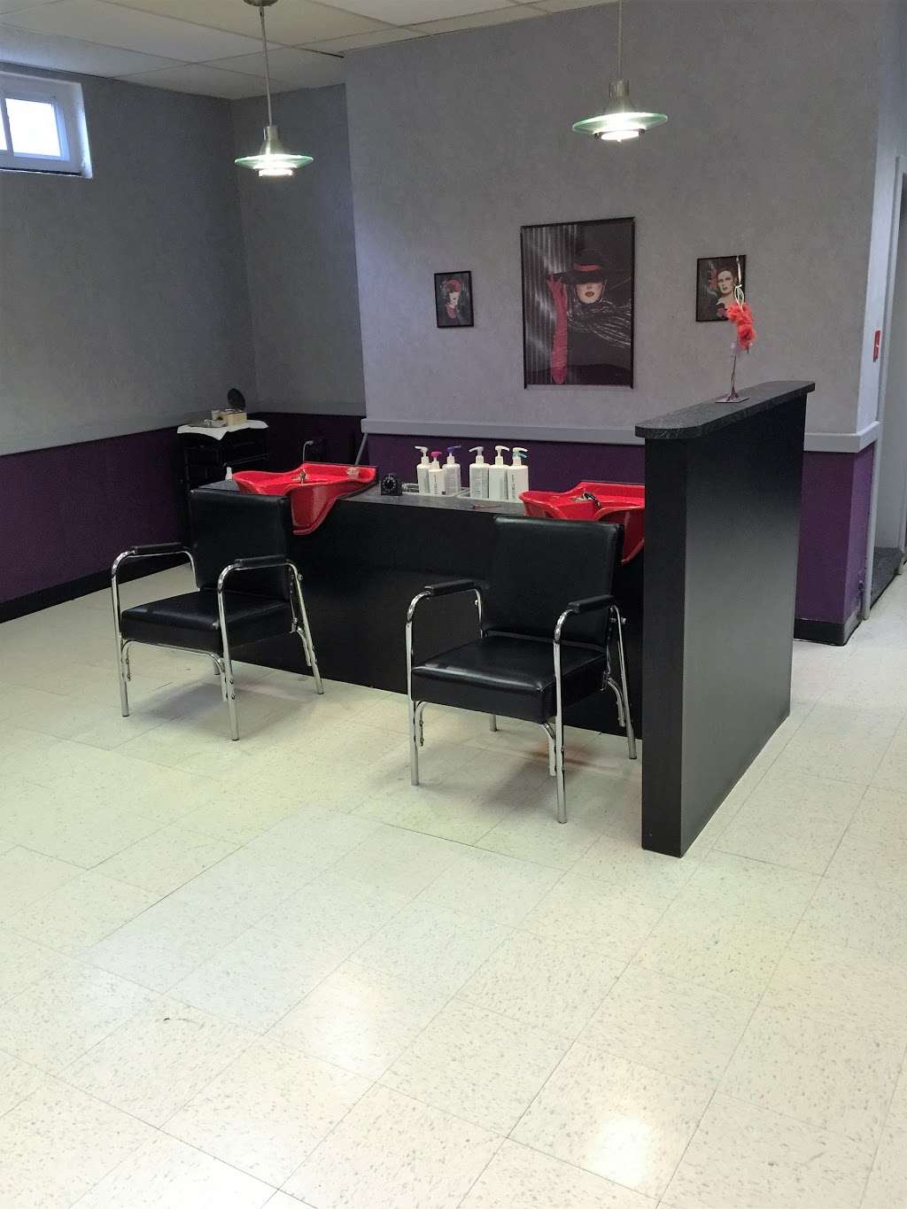 Kathleens Salon | 701 Belmont Ave, Folsom, PA 19033, USA | Phone: (610) 461-4247