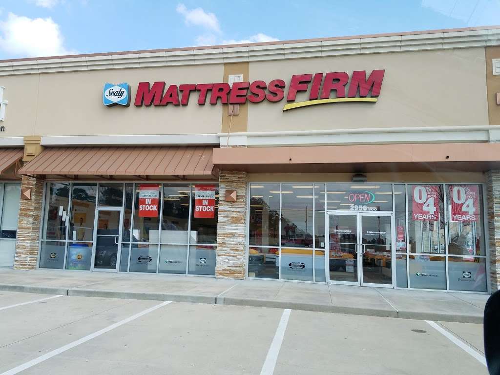 Mattress Firm Conroe Marketplace | 2956 Interstate 45 N Ste 300, Conroe, TX 77303, USA | Phone: (936) 441-7732