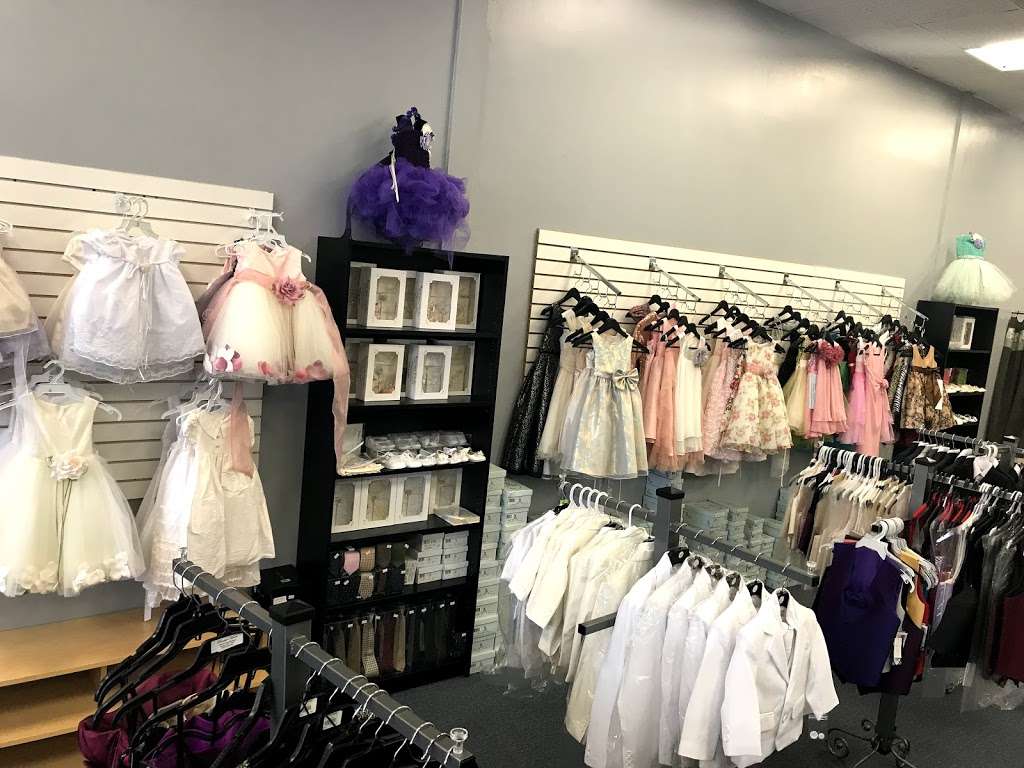 Erika’s Couture Boutique | 1408 N Loop 336 W Suite K, Conroe, TX 77304, USA | Phone: (936) 672-1012