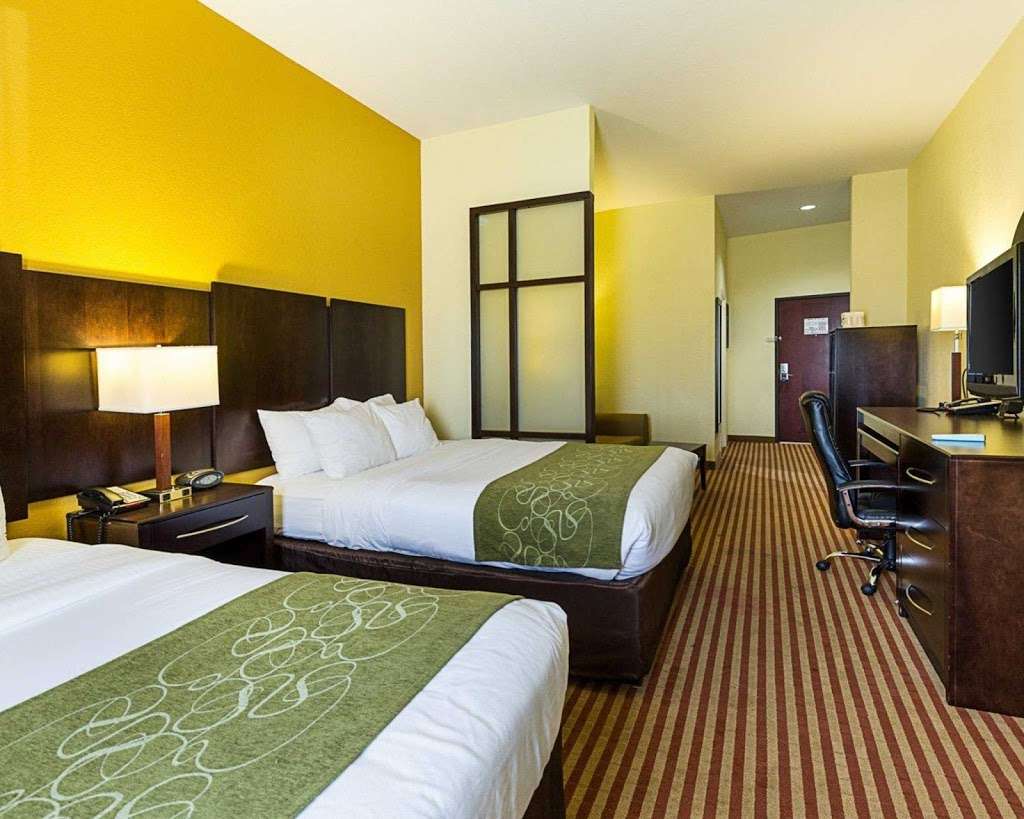 Comfort Suites | 7111 Rancho Mission Ln Drive, Houston, TX 77083 | Phone: (832) 379-2800