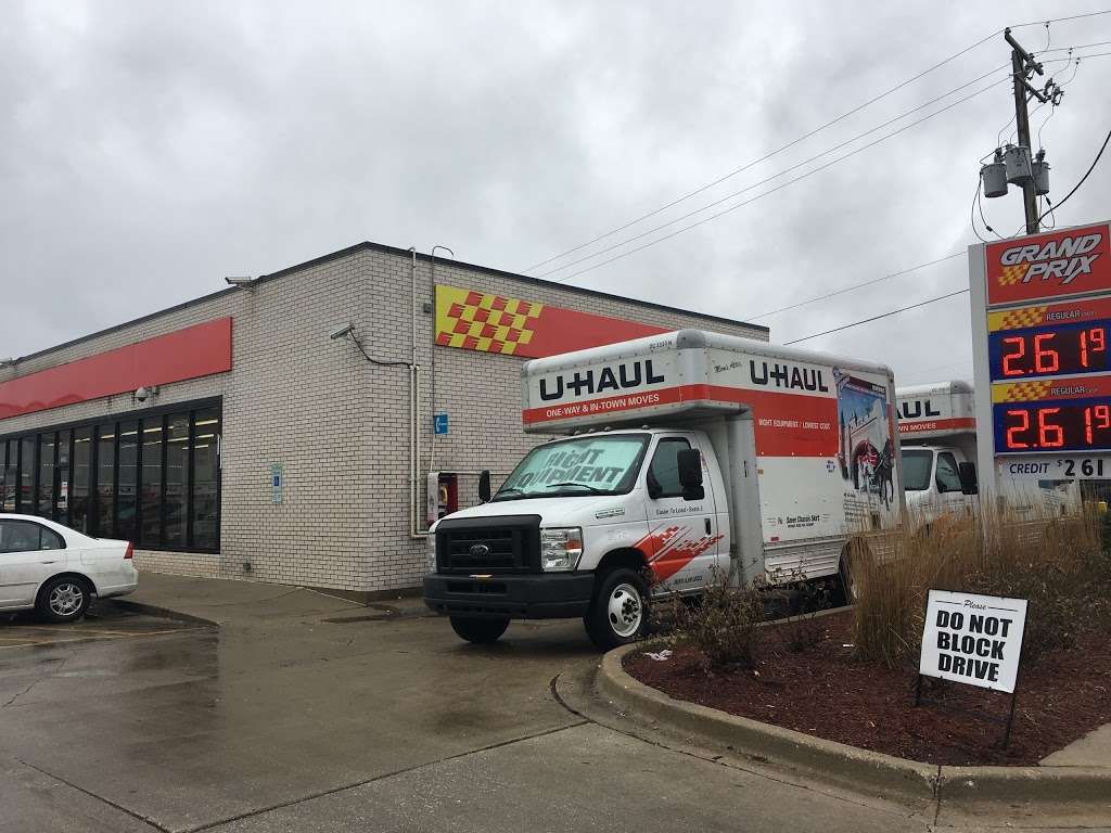 Grand Prix Convenience Store | 3325 Howard St, Skokie, IL 60076, USA | Phone: (847) 568-0563