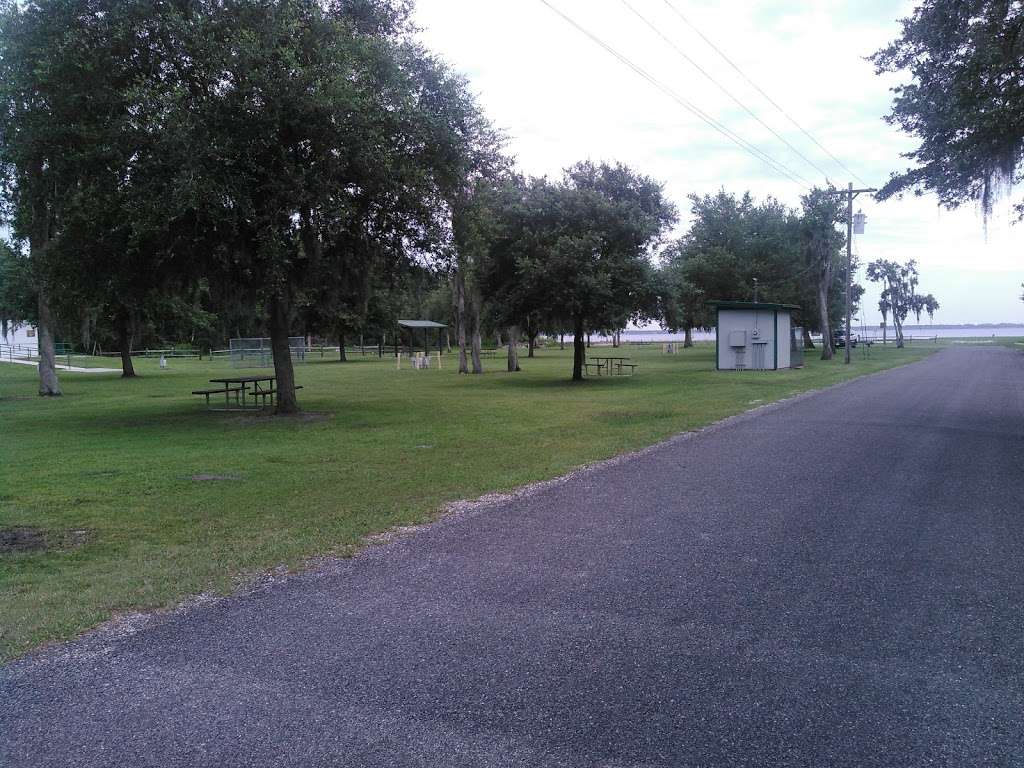 Lake Rosalie Park and Campground | 2859-2925 Rosalie Lake Rd, Lake Wales, FL 33898, USA | Phone: (863) 679-4245