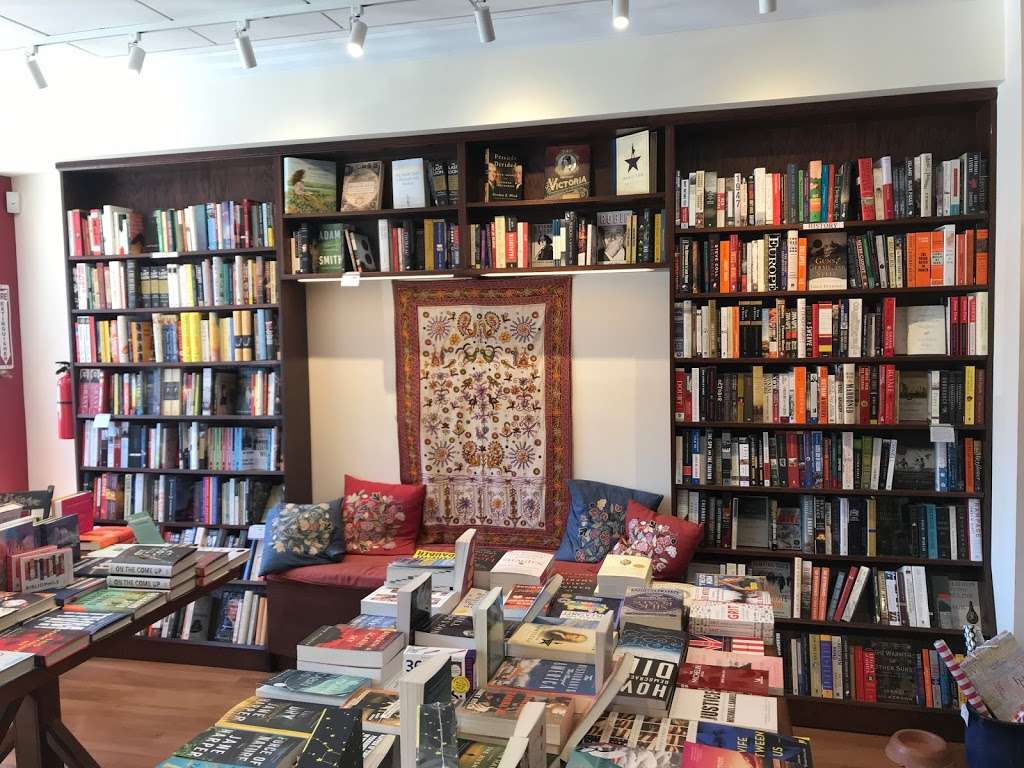 Bronx River Books | 37 Spencer Pl, Scarsdale, NY 10583, USA | Phone: (914) 420-6396