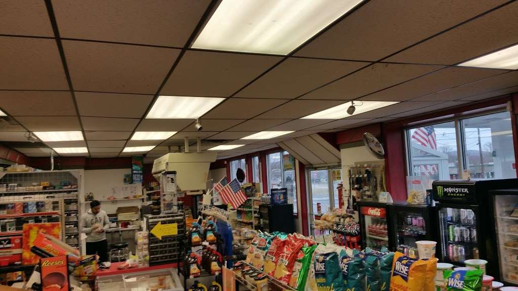 Fuel & Food Plaza Water Gap Convenience Store | 88 Broad St, Delaware Water Gap, PA 18327 | Phone: (570) 730-4675