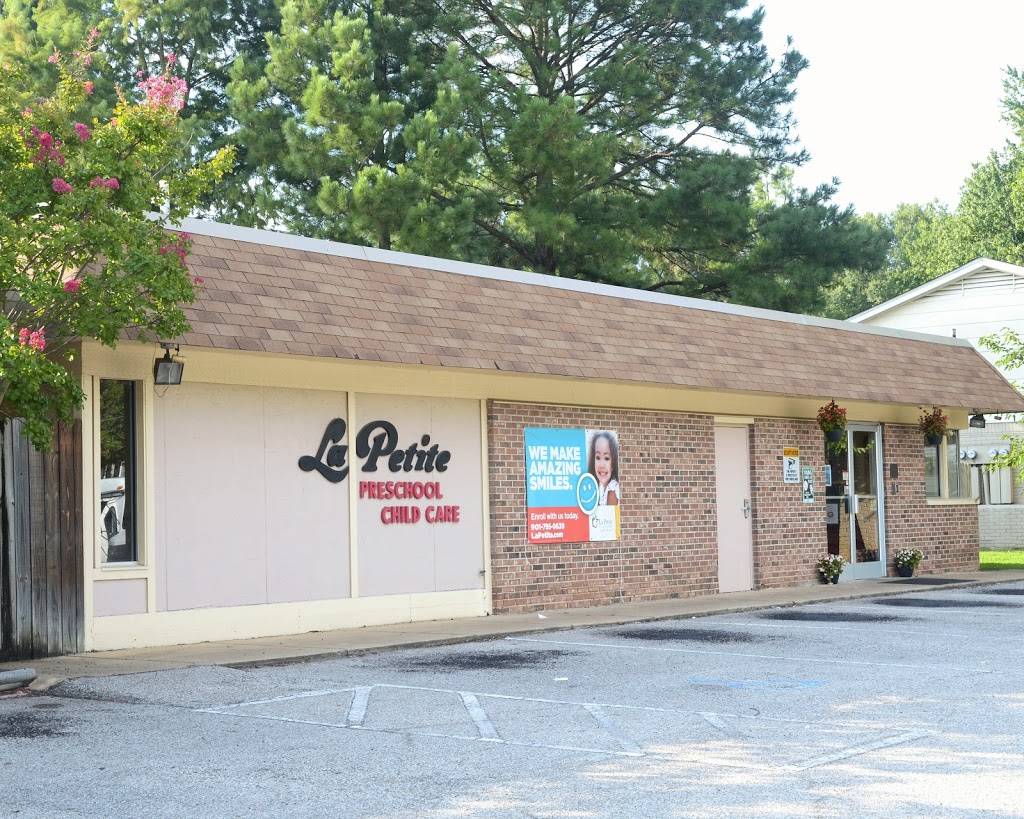 La Petite Academy of Memphis | 2914 Hickory Hill Rd, Memphis, TN 38115, USA | Phone: (877) 271-6466