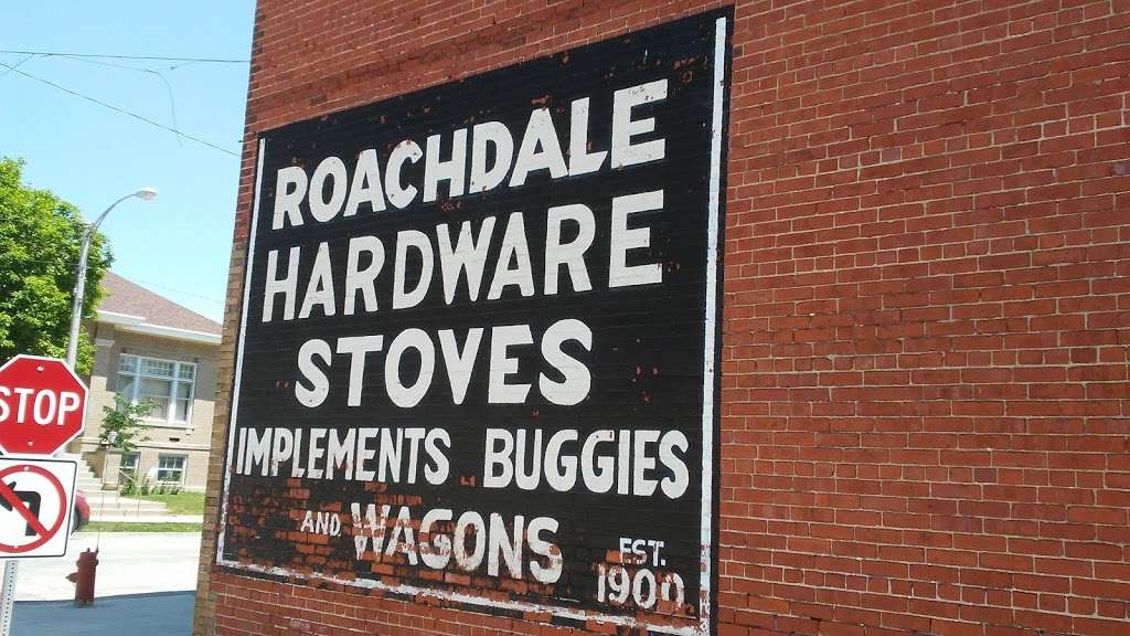 Roachdale Hardware | 101 E Washington St, Roachdale, IN 46172, USA | Phone: (765) 522-1751