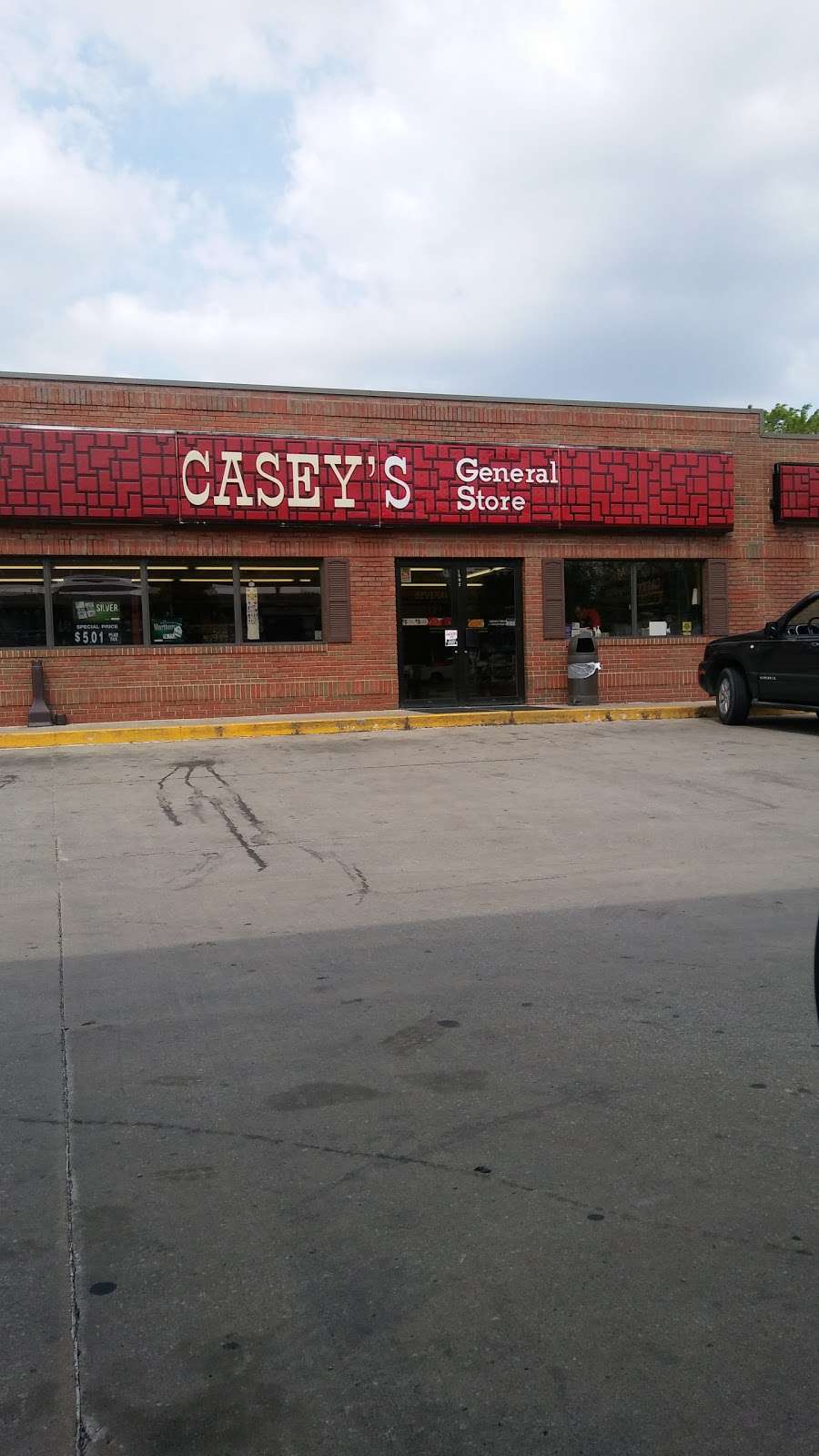 Caseys General Store | 1502 Sheffield Ave, Dyer, IN 46311, USA | Phone: (219) 322-9593