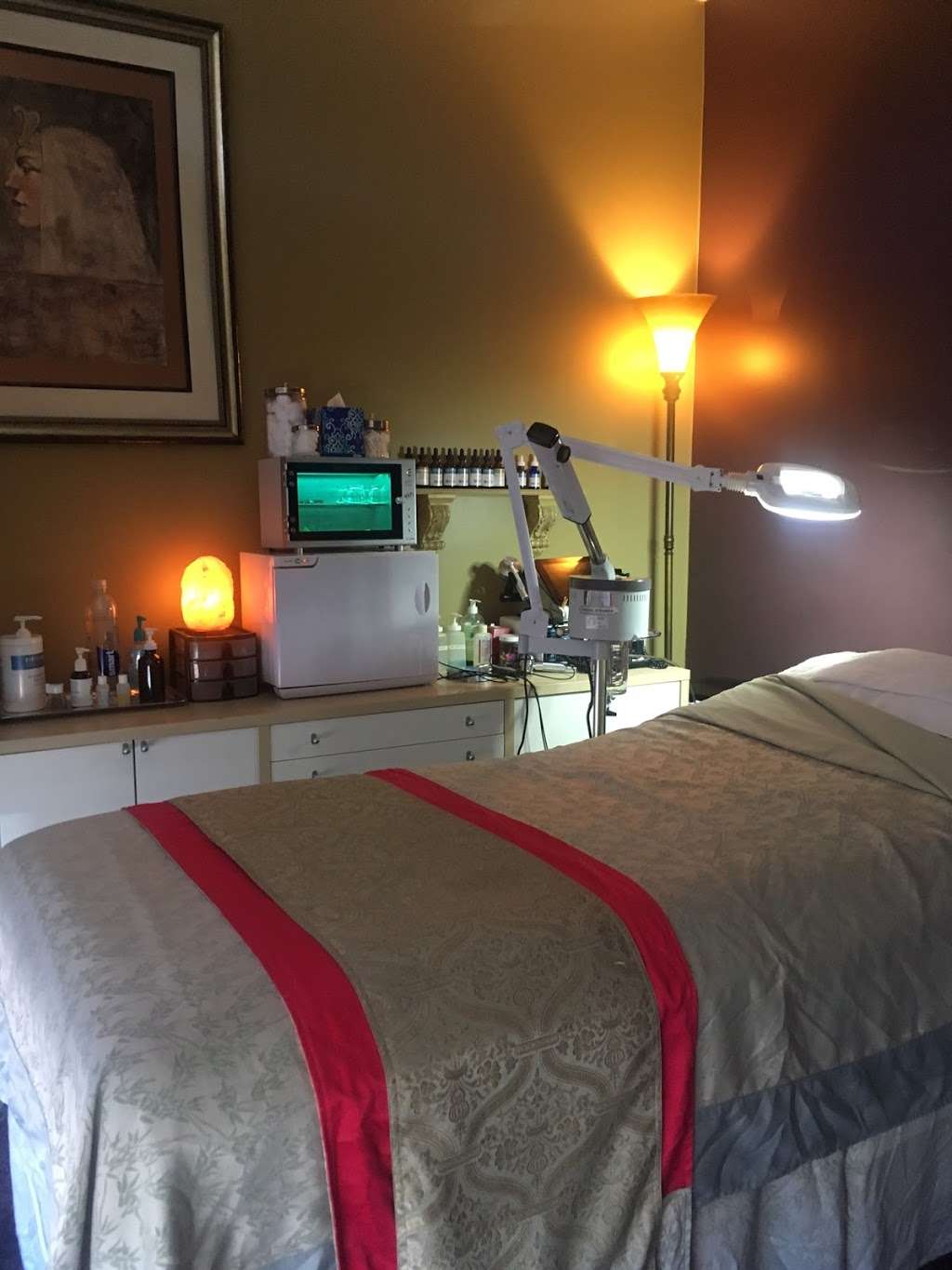 Cleos Skin Care | 12020 S Warner Elliot Loop # 101, Phoenix, AZ 85044, USA | Phone: (480) 282-2522