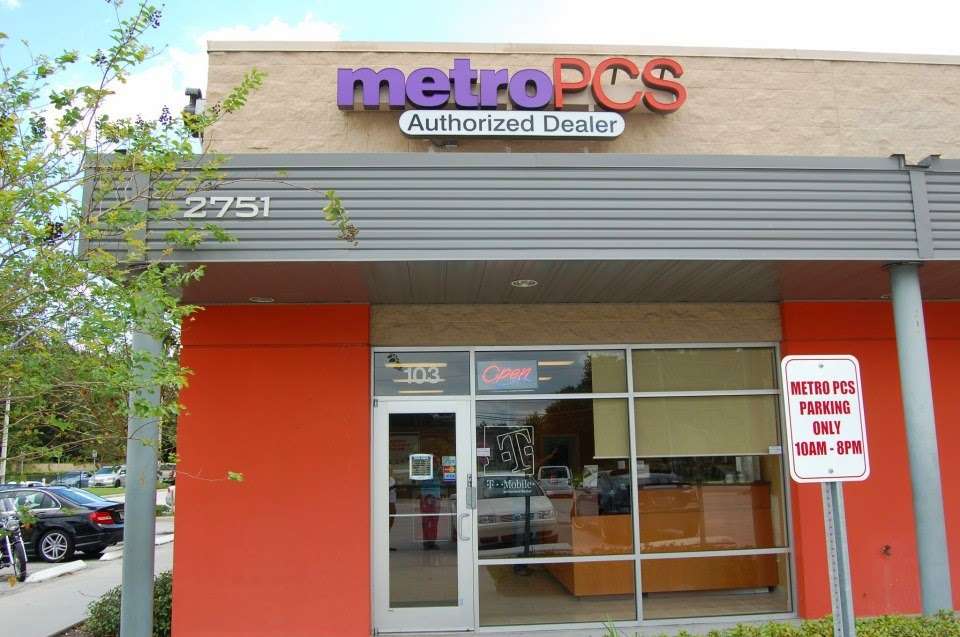 Phone Repair Orlando - MetroPCS Repairs | 2751 S Chickasaw Trail, Orlando, FL 32829 | Phone: (407) 579-1494