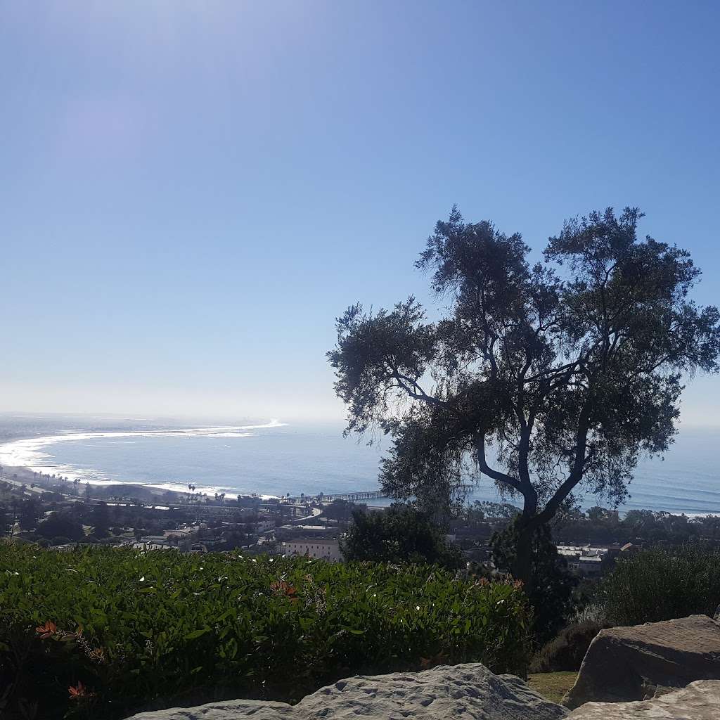 Grant Park | 398 Ferro Dr, Ventura, CA 93001, USA