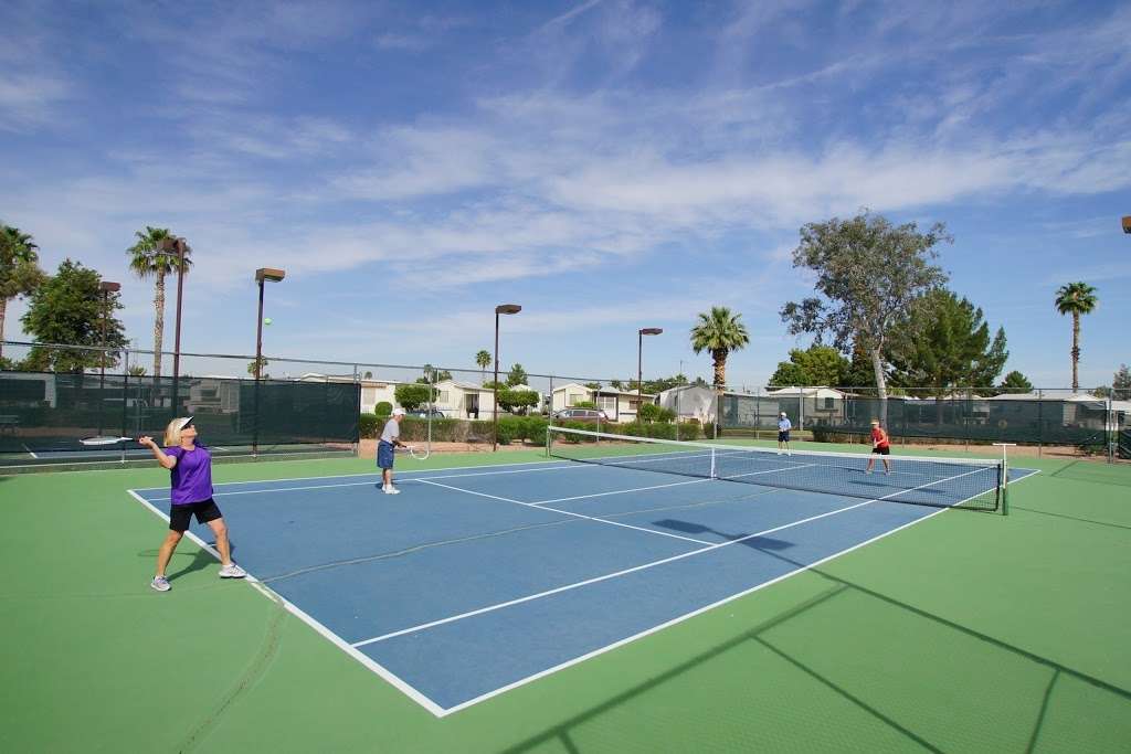 Paradise RV Resort | 10950 W Union Hills Dr, Sun City, AZ 85373, USA | Phone: (623) 977-0344