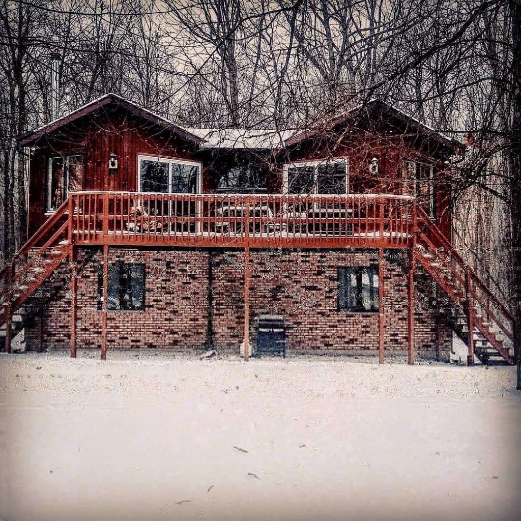 The Eliot Cabin | 213 Eliot Ln, Albrightsville, PA 18210, USA | Phone: (856) 745-9180