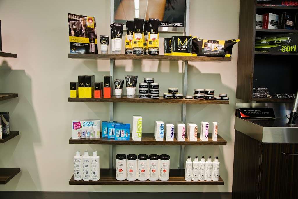 Paul Mitchell The School Danbury | 2 National Pl, Danbury, CT 06810, USA | Phone: (203) 744-0900