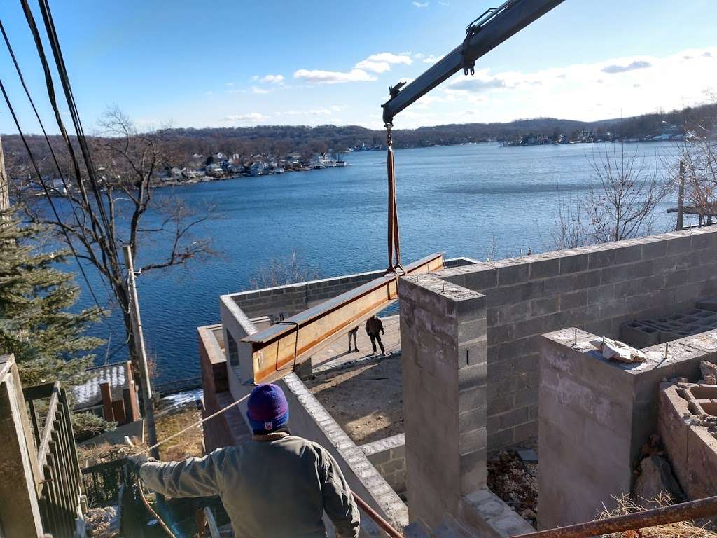 Maxim Glen | 201-211 Co Rd 607, Hopatcong, NJ 07843, USA