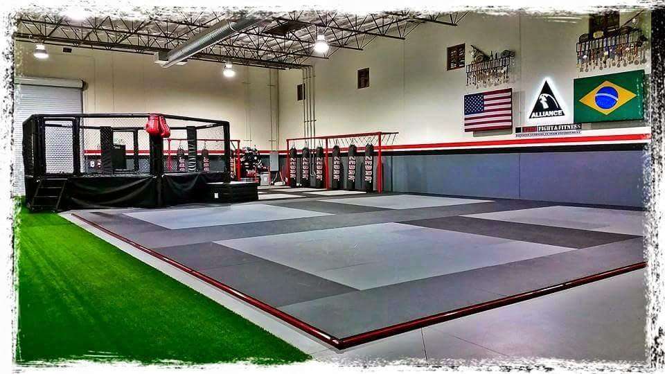 ELITE Fight & Fitness | 360 Grand Cypress Ave #301, Palmdale, CA 93551, USA | Phone: (661) 618-2590