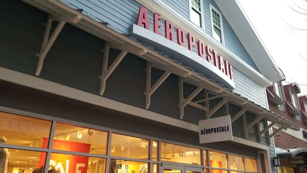 Aéropostale | 80 Premium Outlets Blvd, Merrimack, NH 03054, USA | Phone: (603) 424-6709