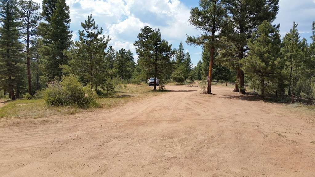 Shingle Mill Trailhead Parking | Pine, CO 80470