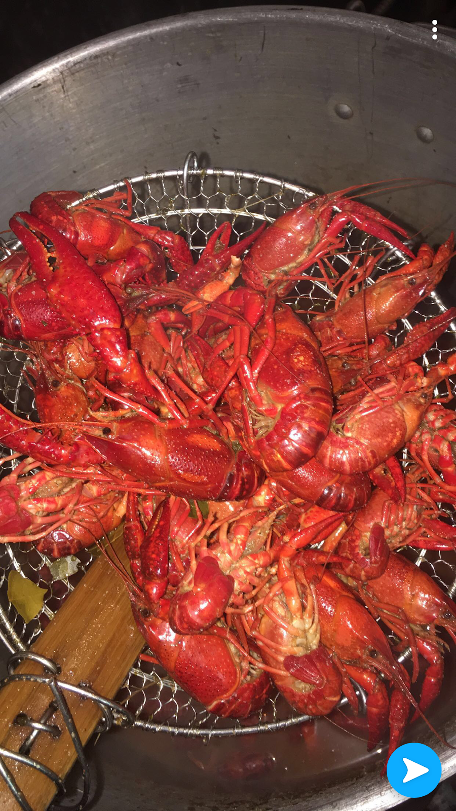 Craven Crawfish | 7957 C E King Pkwy, Houston, TX 77044 | Phone: (832) 486-7955