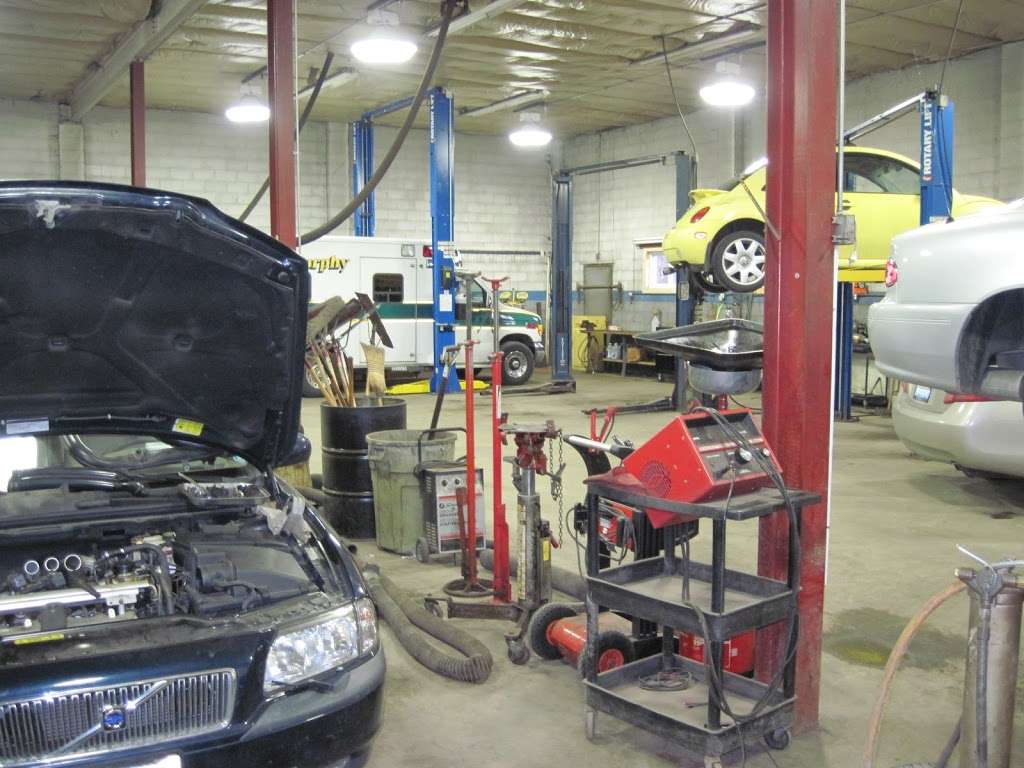 Glenn & Sons Automotive Inc | 19170 IL-137, Libertyville, IL 60048 | Phone: (847) 362-2886