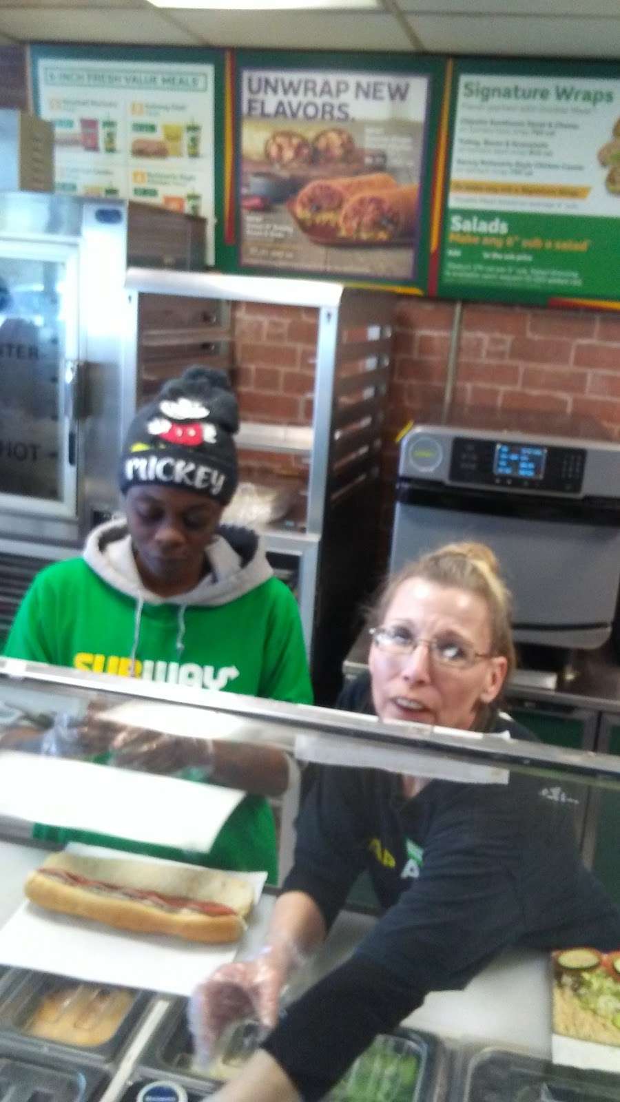 Subway Restaurants | 300 Peller Rd, Lake Geneva, WI 53147, USA | Phone: (262) 248-8585