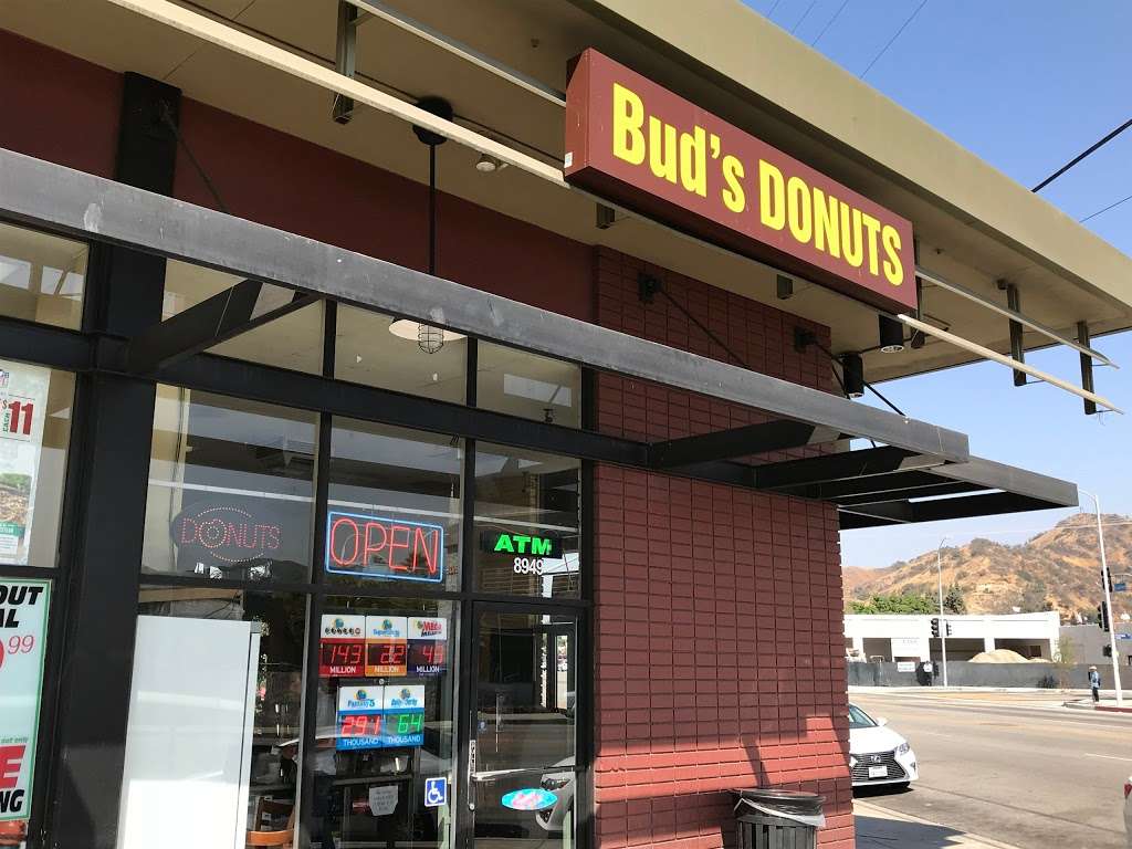 Buds Donut Shop | 8949 Sunland Blvd, Sun Valley, CA 91352, USA | Phone: (818) 768-7707