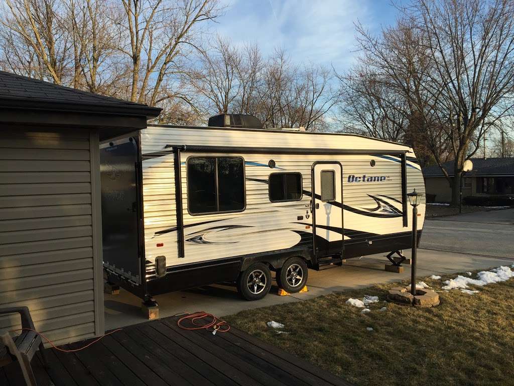 Gander RV & Outdoors of DeKalb | 350 W Lincoln Hwy, Cortland, IL 60112, USA | Phone: (888) 892-3560