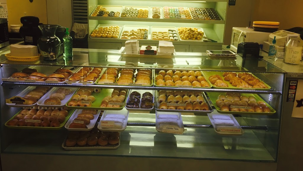 Maxco Donut | 10490 Huffmeister Rd, Houston, TX 77065, USA | Phone: (281) 894-2127