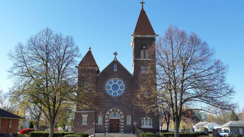 St Mary & Josephs Catholic Church | 525 S Chestnut St, Chebanse, IL 60922 | Phone: (815) 698-2262