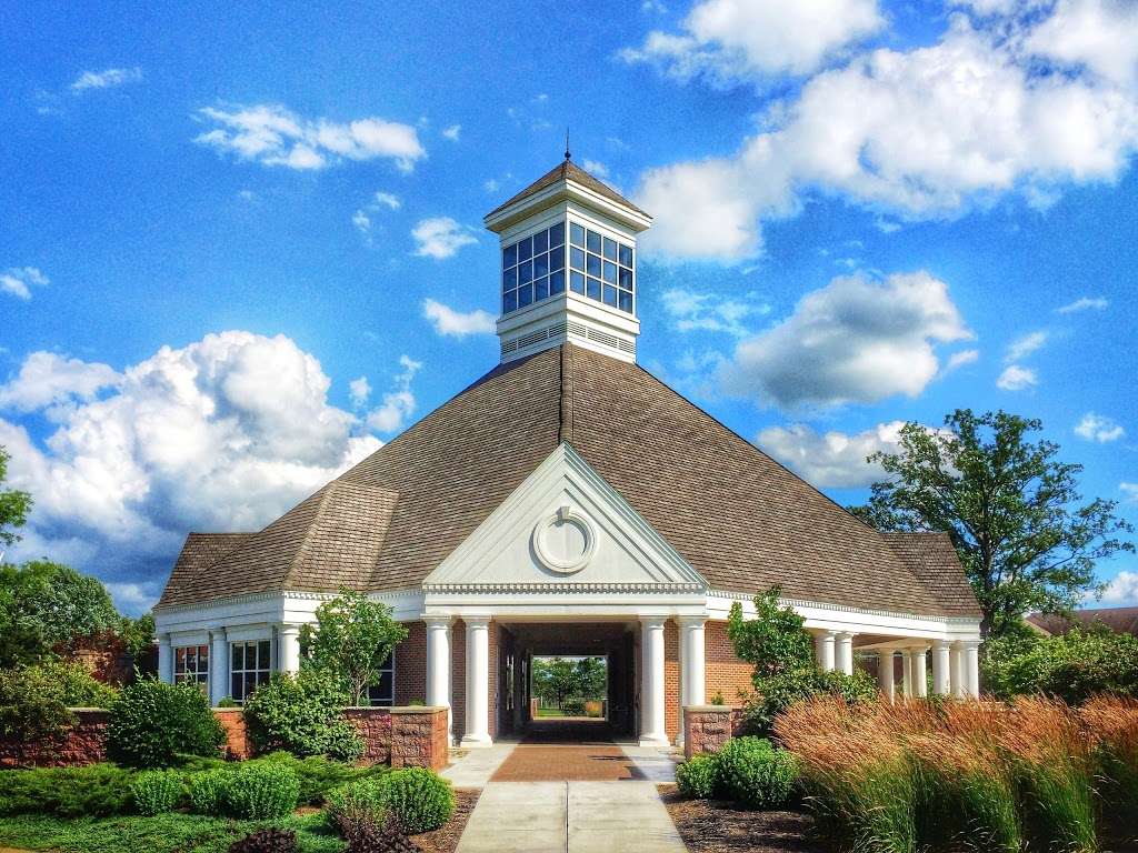 Memorial Prayer Chapel | Upland, IN 46989, USA