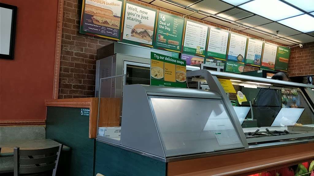 Subway Restaurants | 11917 W Sunrise Blvd, Plantation, FL 33323, USA | Phone: (954) 915-8859