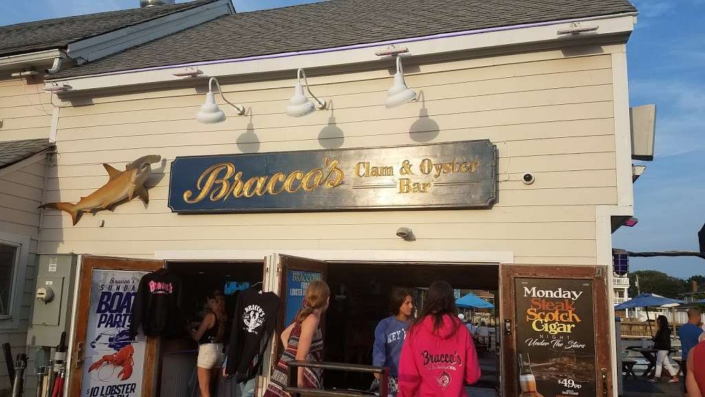 Braccos | 319 Woodcleft Ave, Freeport, NY 11520, USA | Phone: (516) 378-6589