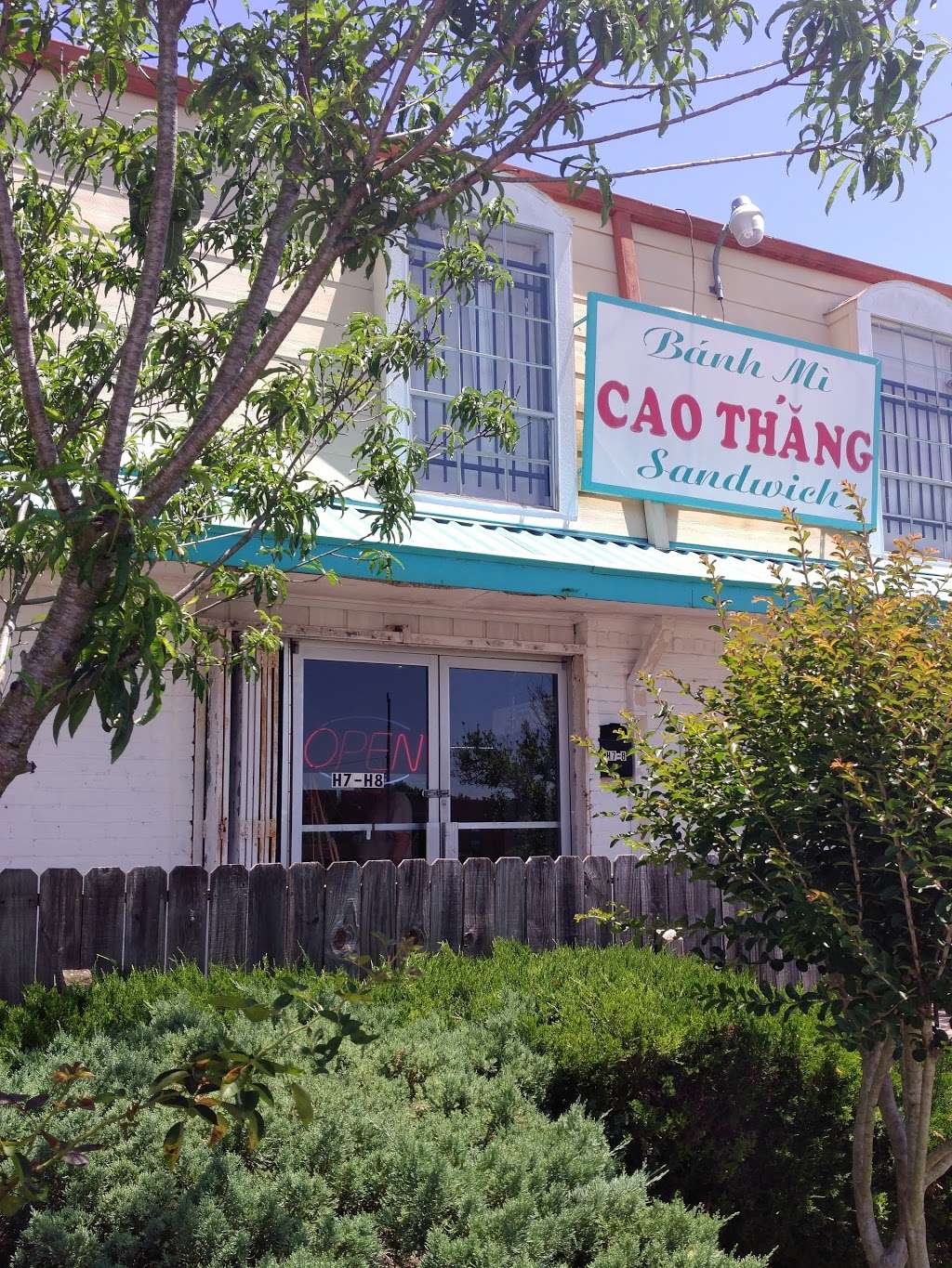 Cao Thang Sandwich Shop | 8272 Park Pl Blvd # H7, Houston, TX 77017, USA | Phone: (713) 242-8000