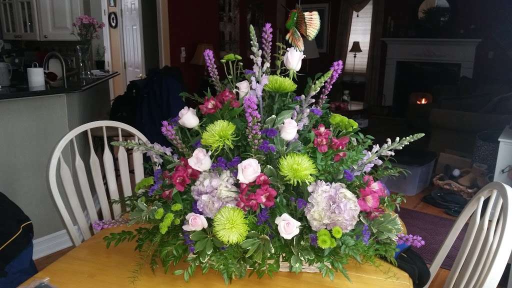 Laurel Grove Florist & Green Houses LLC | 16 High St, Port Jervis, NY 12771, USA | Phone: (845) 856-2713