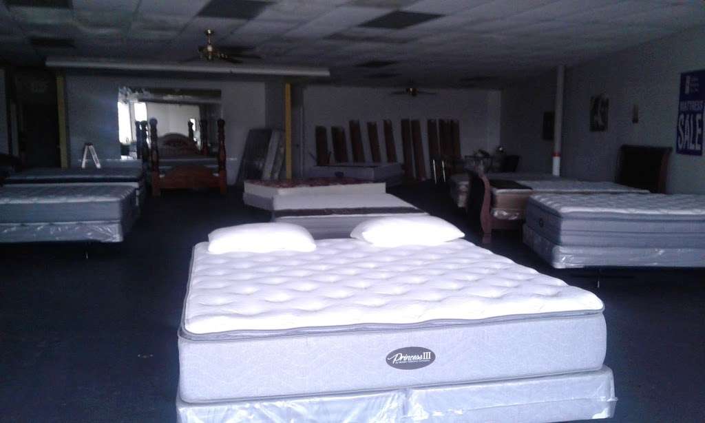 R & I Molina Mattress | 909 Gross Rd Suite 360, Mesquite, TX 75149, USA | Phone: (214) 306-9466