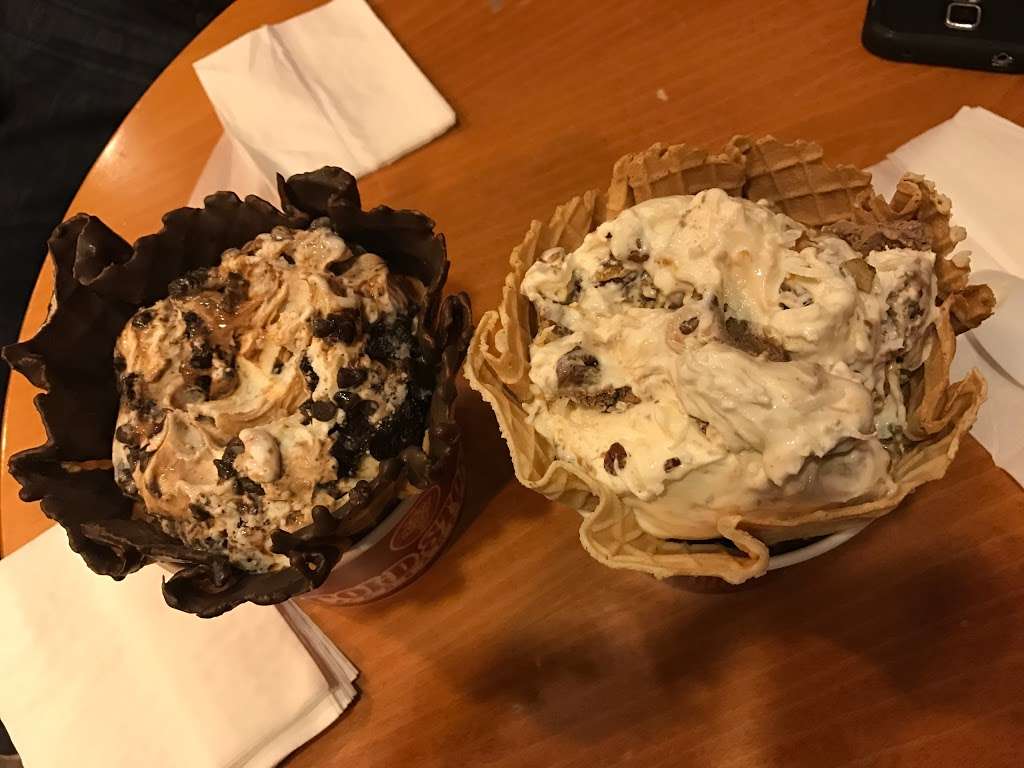 Cold Stone Creamery | 2341 Richmond Ave, Staten Island, NY 10314, USA | Phone: (718) 983-5700