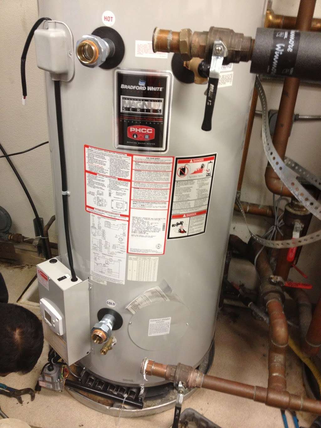 Union City Plumbing Water Heaters Services | 4568 Niland St, Union City, CA 94587 | Phone: (510) 372-3904